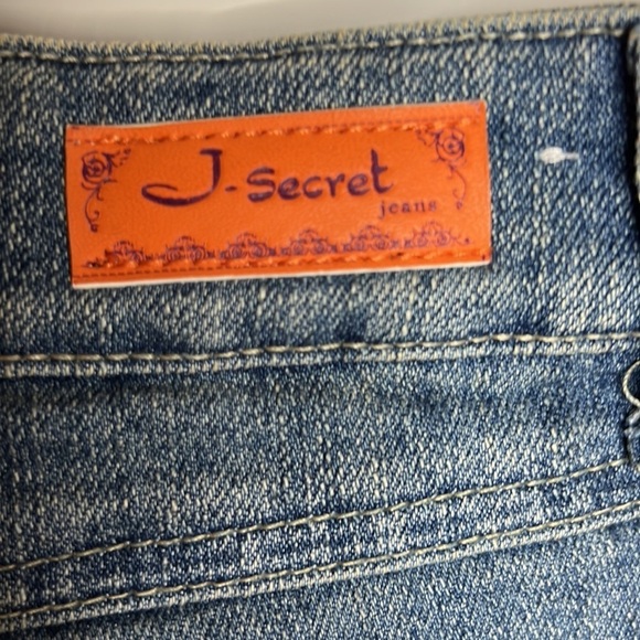 J Secret woman’s sequin boot cut blue jean Size 29. Size 9-10 - Picture 5 of 12
